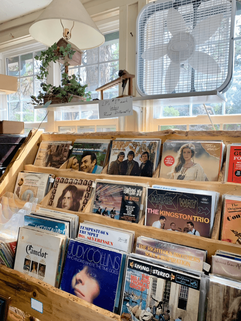 Thifting and Antiques Idyllwild CA